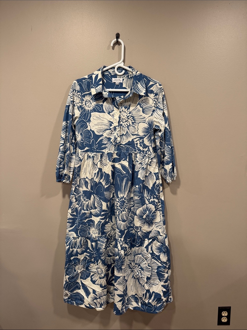 Tahari ASL Blue and White Floral Midi Shirt Dress